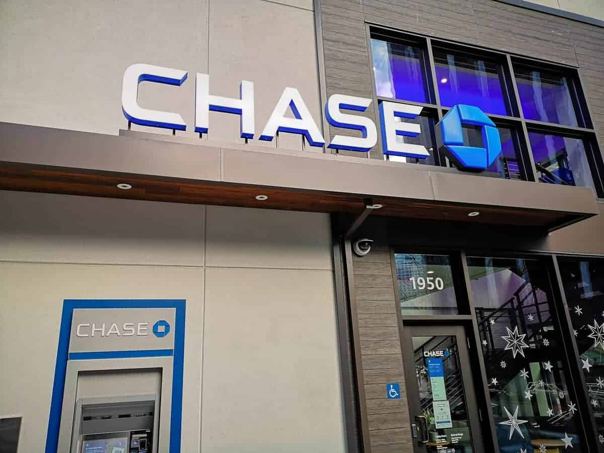 How To Dispute a Charge With Chase